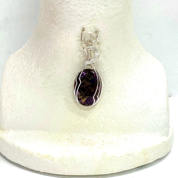 HANDCRAFTED Amethyst Copper Hand Wrapped Modern Statement Pendant, Artisan Gift - Picture 9 of 10